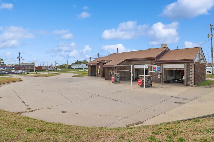 3508 Delaware Ave, Des Moines, IA à vendre - Photo du bâtiment - Image 2 de 13