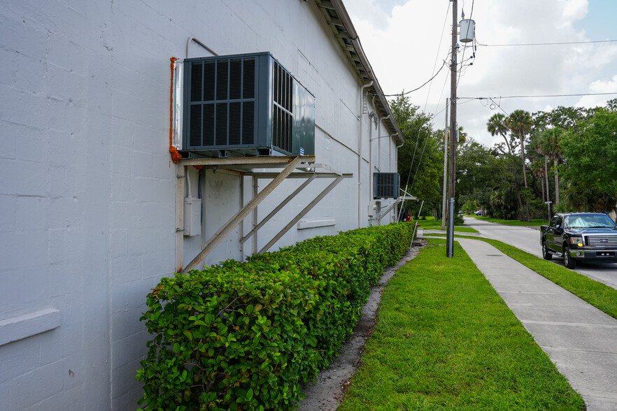 1100 French Ave, Sanford, FL à louer - Photo du b timent - Image 3 de 23