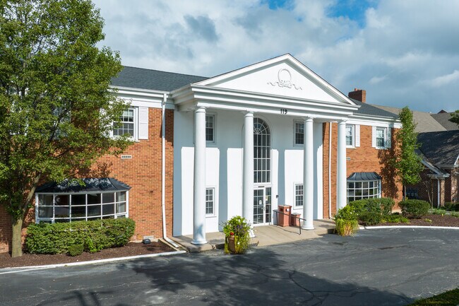 Plus de détails pour 15 Spinning Wheel Rd, Hinsdale, IL - Bureau à louer