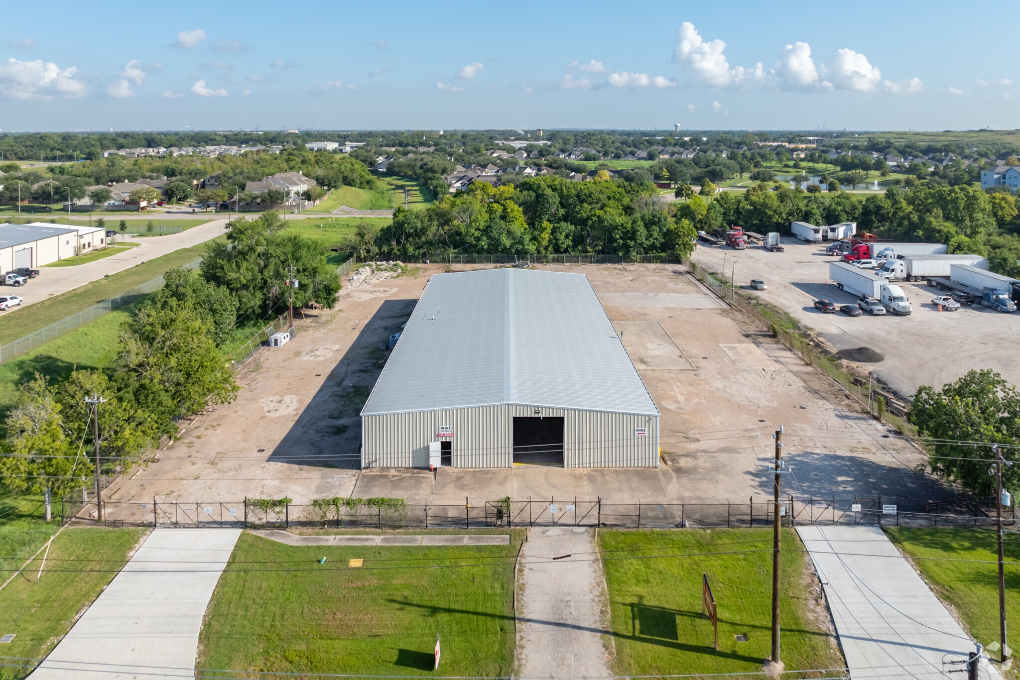 13523 Conklin Ln, Houston, TX for lease Aerial- Image 1 of 16