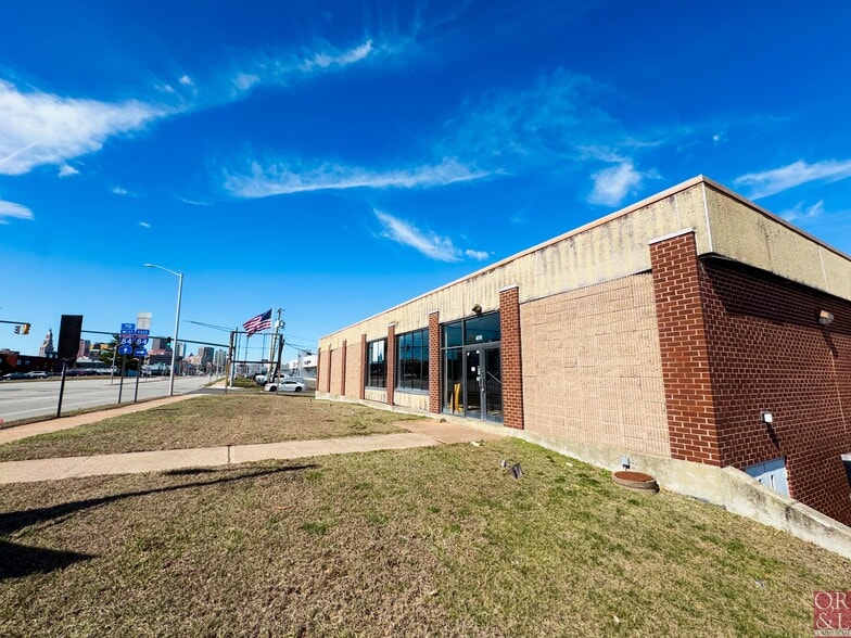 400 Connecticut Blvd, East Hartford, CT for sale - Building Photo - Image 3 of 18