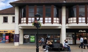 Culver Sq, Colchester à louer Photo du b timent- Image 1 de 2