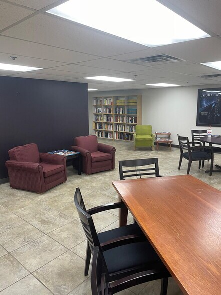 3810 N Tulsa Ave, Oklahoma City, OK à louer - Photo du bâtiment - Image 3 de 12