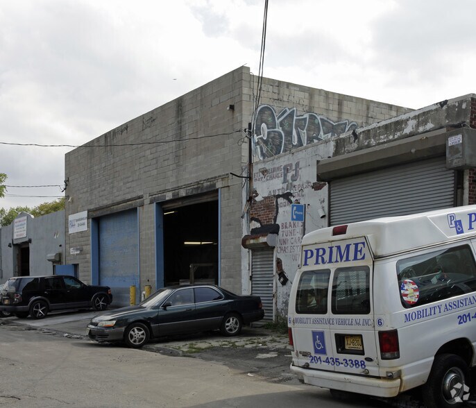 19-21 Brook St, Jersey City, NJ à louer - Photo du bâtiment - Image 3 de 3