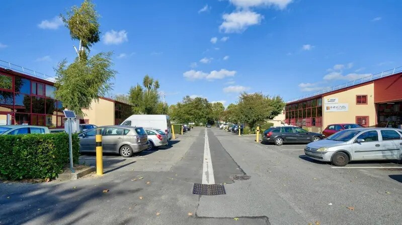 Flex dans Bondoufle à louer - Photo du bâtiment - Image 2 de 10
