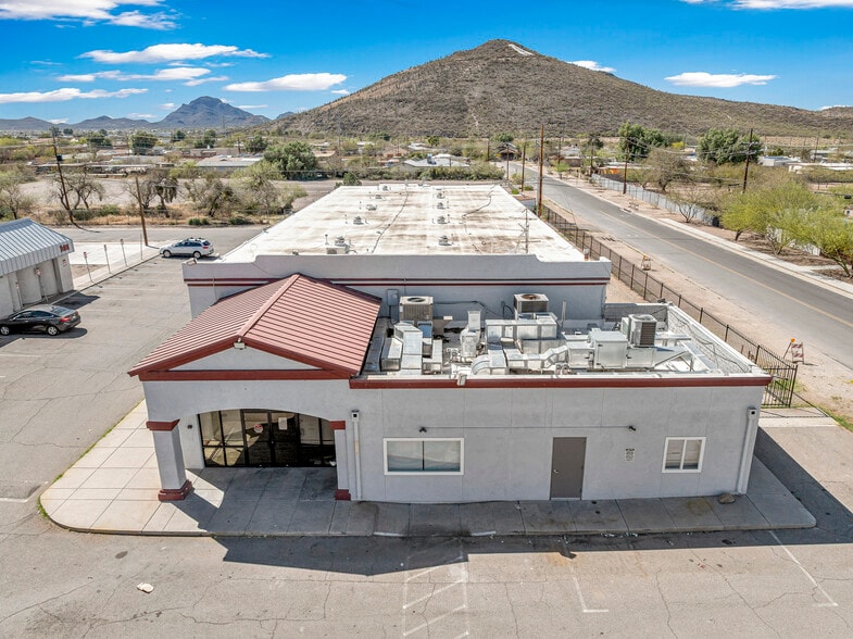 1000 S Freeway, Tucson, AZ à louer - Photo du bâtiment - Image 2 de 26