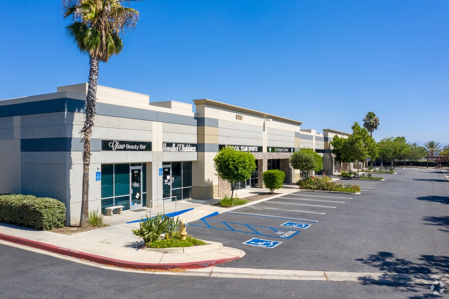 8351 Rochester Ave, Rancho Cucamonga, CA for lease - Primary Photo - Image 1 of 4