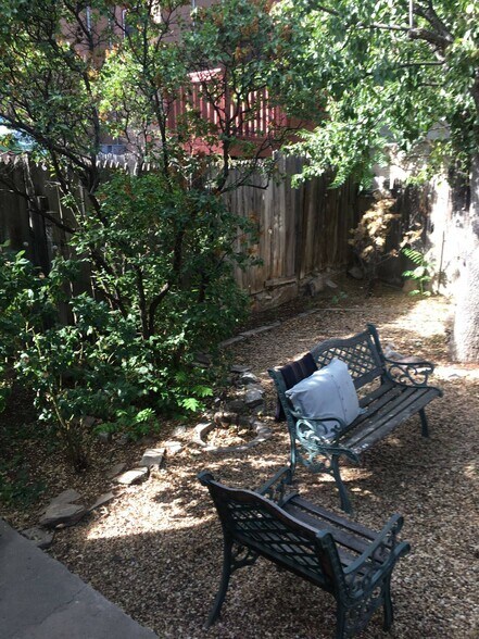 224-226 N GUADALUPE St, Santa Fe, NM à vendre - Photo du bâtiment - Image 3 de 12