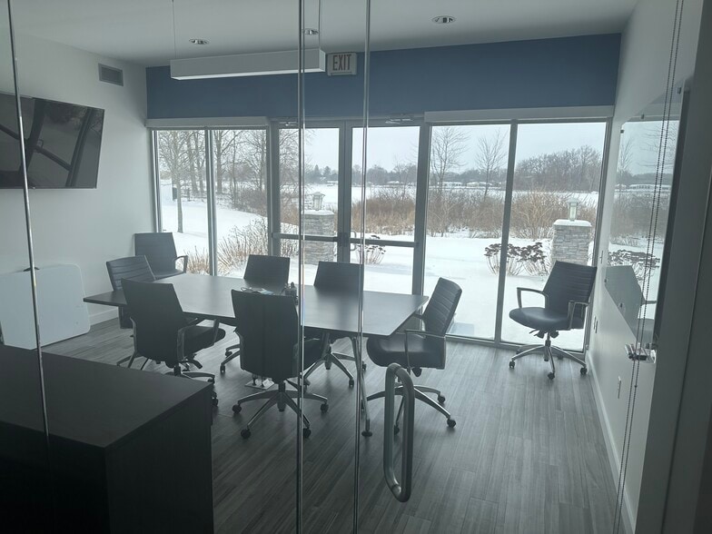 301 N Richardson, Vicksburg, MI à louer - Photo du bâtiment - Image 3 de 8