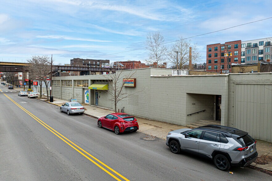 3220-3228 Penn Ave, Pittsburgh, PA for sale - Building Photo - Image 2 of 6