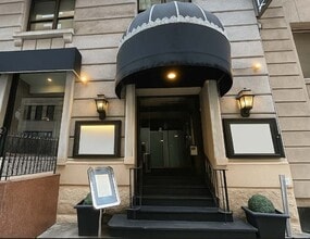 117 W 58th St, New York, NY for lease Interior Photo- Image 1 of 3