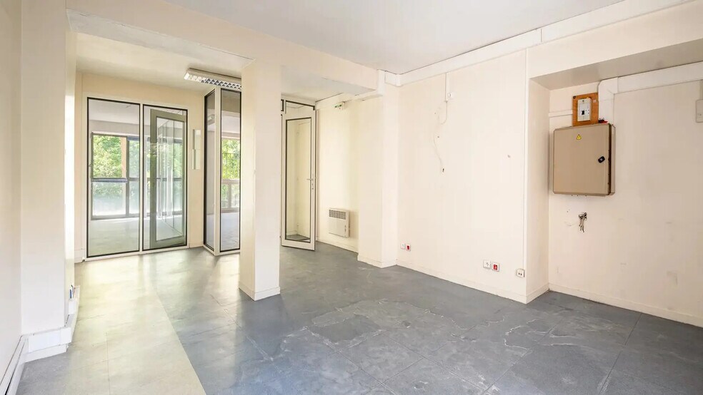 Bureau dans Paris à vendre - Photo du bâtiment - Image 3 de 12