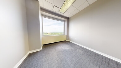 777 E Eisenhower Pky, Ann Arbor, MI for lease Interior Photo- Image 1 of 5