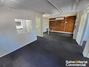 6 Corrie St, Chermside for lease Interior Photo- Image 2 of 5
