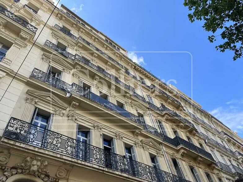 Bureau dans Marseille à louer - Photo du bâtiment - Image 1 de 5