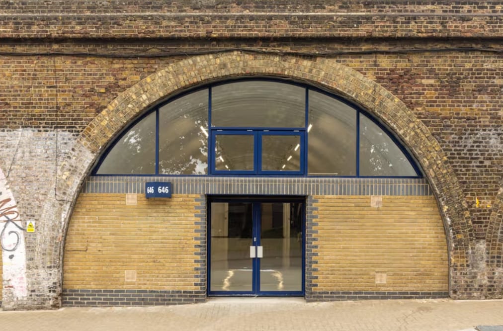 Portslade Rd, Londres à louer Photo du bâtiment- Image 1 de 5