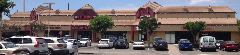 13931 Carroll Way, Tustin, CA for lease - Building Photo - Image 2 of 9