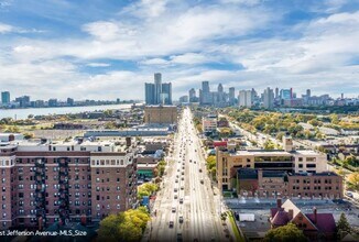 2921 E Jefferson Ave, Detroit, MI - Aérien  Vue de la carte