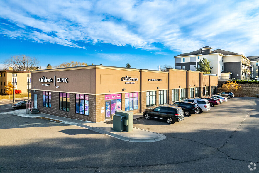 967 S Robert St S, Saint Paul, MN for lease - Building Photo - Image 1 of 8