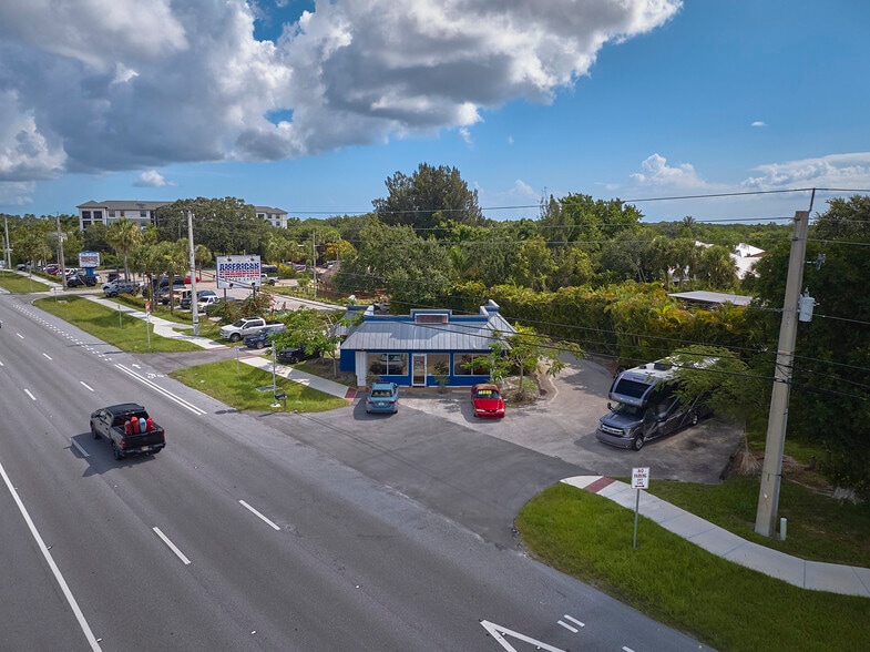 2095 NW Federal Hwy, Stuart, FL for sale - Building Photo - Image 2 of 10