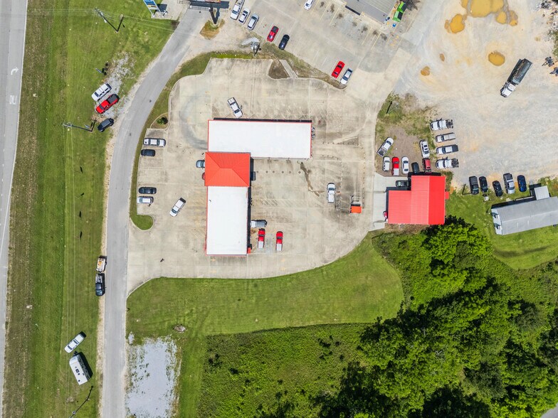 1853 Evelyn Gandy Pky, Hattiesburg, MS à vendre - Photo du bâtiment - Image 2 de 7