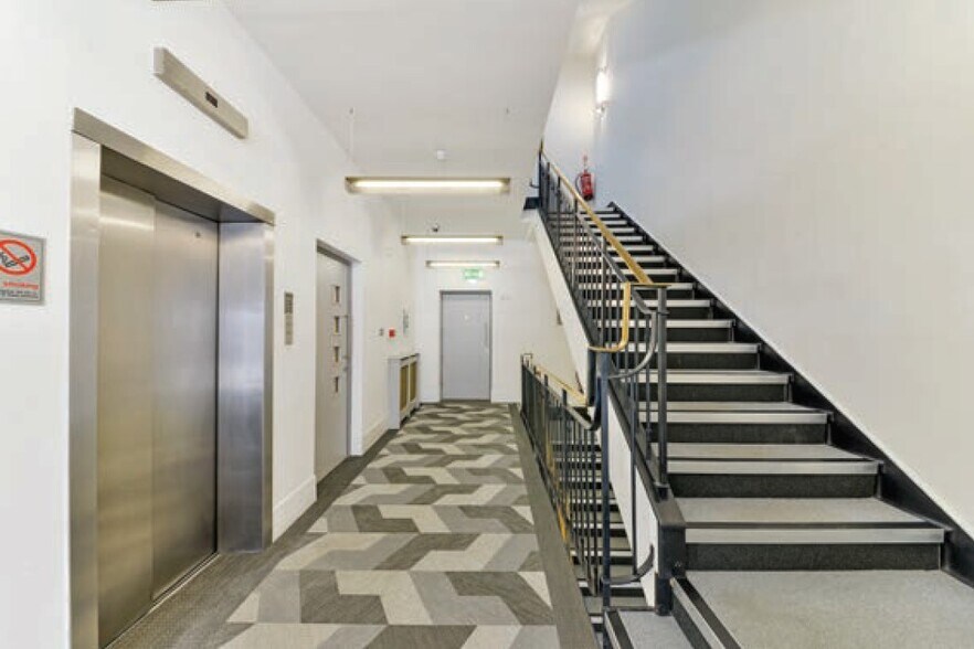 19-21 Great Tower St, Londres à louer - Photo intérieure - Image 3 de 15