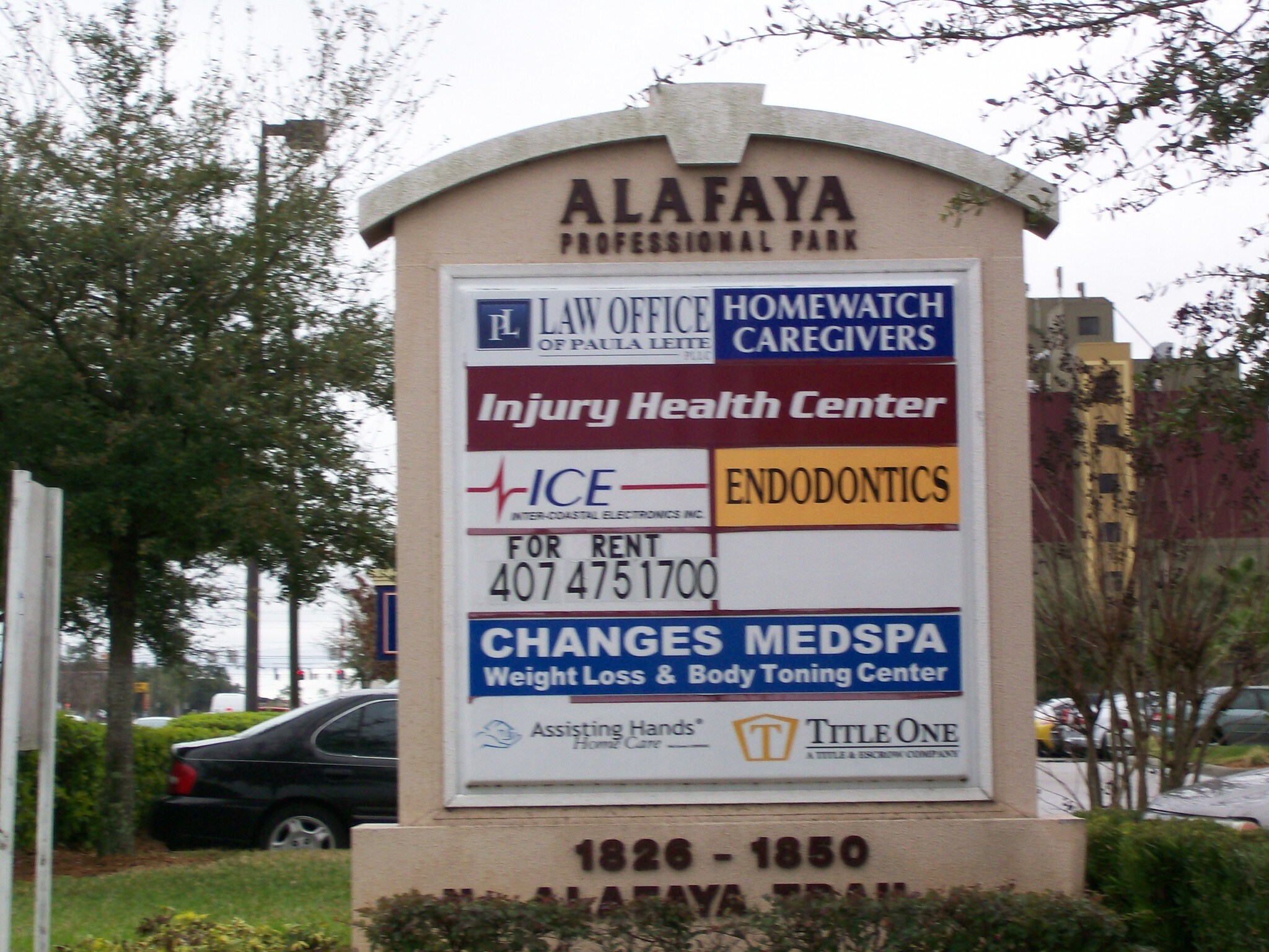 1858 N Alafaya Trl, Orlando, FL for lease Building Photo- Image 1 of 3