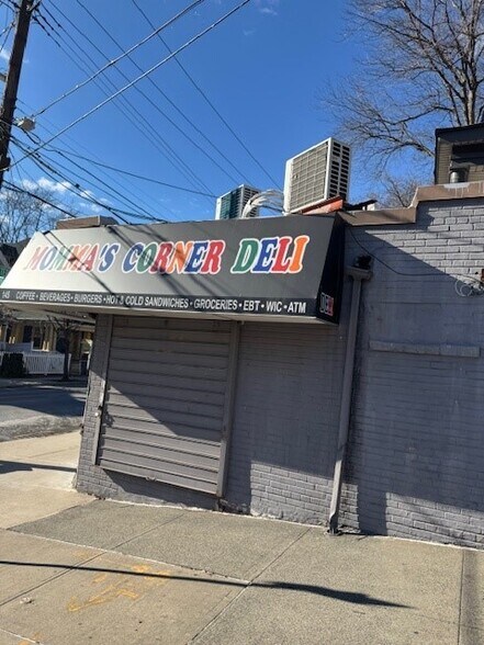 145 Westervelt Ave, Staten Island, NY à vendre - Photo du bâtiment - Image 2 de 33