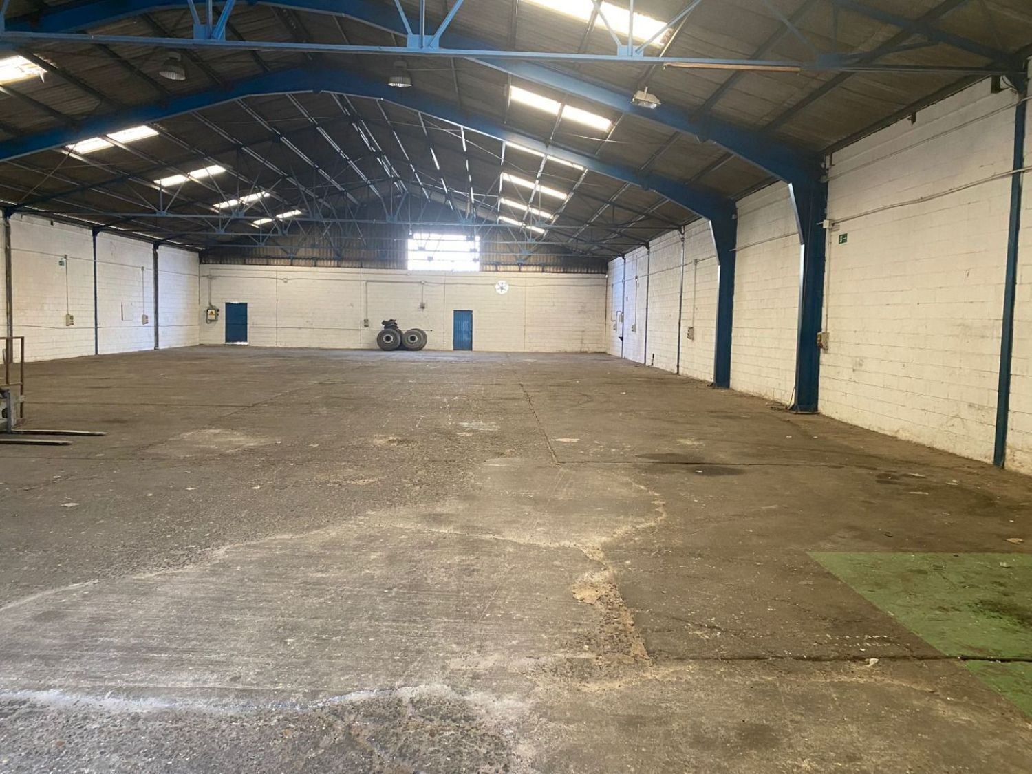 Calle de Fridex Tres, Alcala de Guadaira, Polígono, S/N, SEVILLA, Sevilla à louer Photo du bâtiment- Image 1 de 11