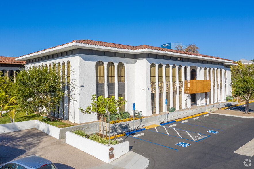 7850 Mission Center Ct, San Diego, CA à louer - Photo du bâtiment - Image 2 de 6