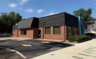 Plus de détails pour 1620 E Michigan Ave, Lansing, MI - Commerce de détail à louer