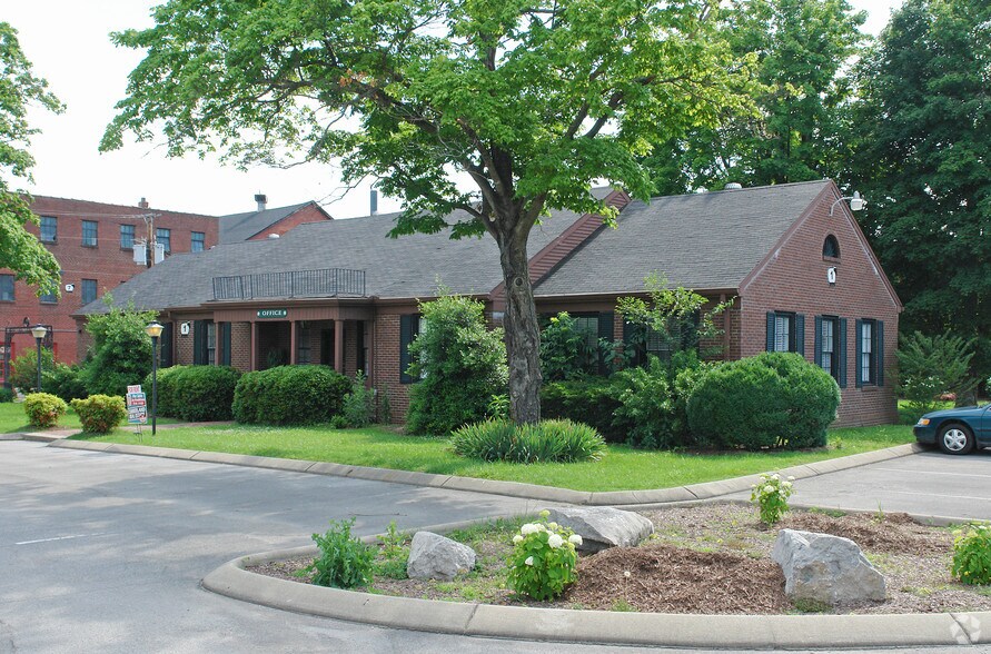 300 N Maple St, Lebanon, TN à vendre - Photo du bâtiment - Image 3 de 4