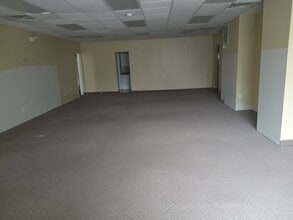 770 Kearny ave, Kearny, NJ à louer Photo intérieure- Image 2 de 3