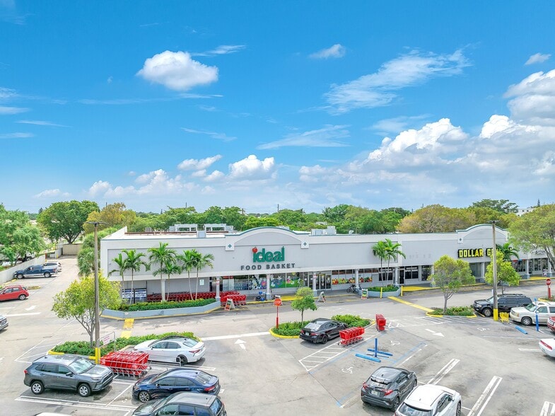 904-1048 E Sample Rd, Pompano Beach, FL for lease - Building Photo - Image 1 of 21