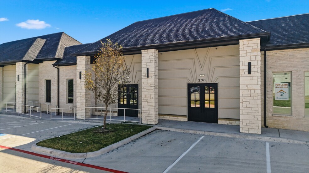 5121 S Custer Rd, McKinney, TX à louer - Photo du bâtiment - Image 3 de 10