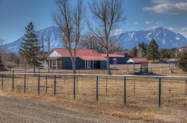 More details for 22540 Us Highway 160, Walsenburg, CO - Retail for Sale