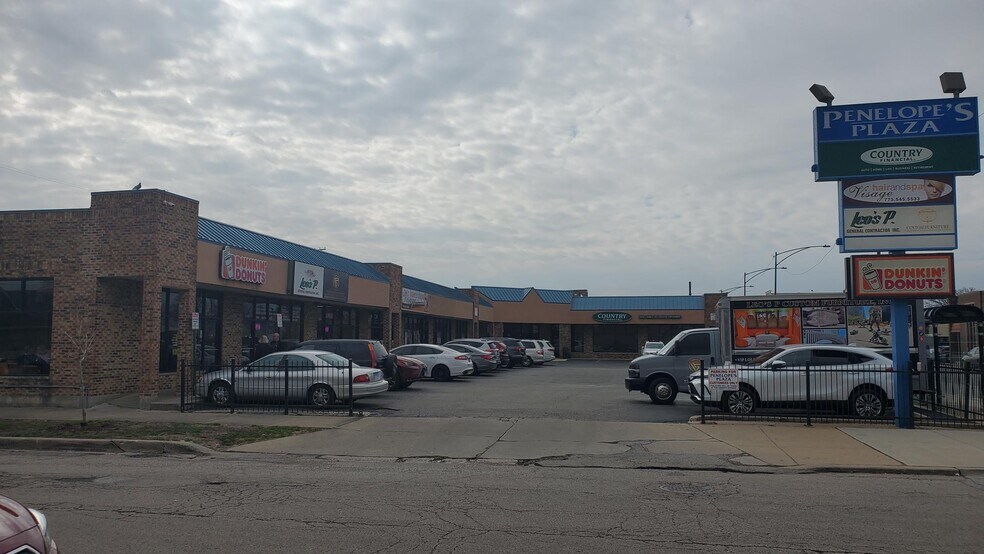 3351 N Harlem Ave, Chicago, IL à louer - Photo du bâtiment - Image 3 de 29