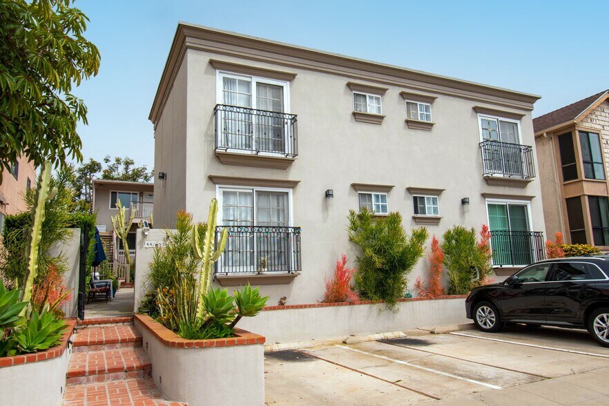 7447 Herschel Ave, La Jolla, CA à vendre - Photo du bâtiment - Image 3 de 8