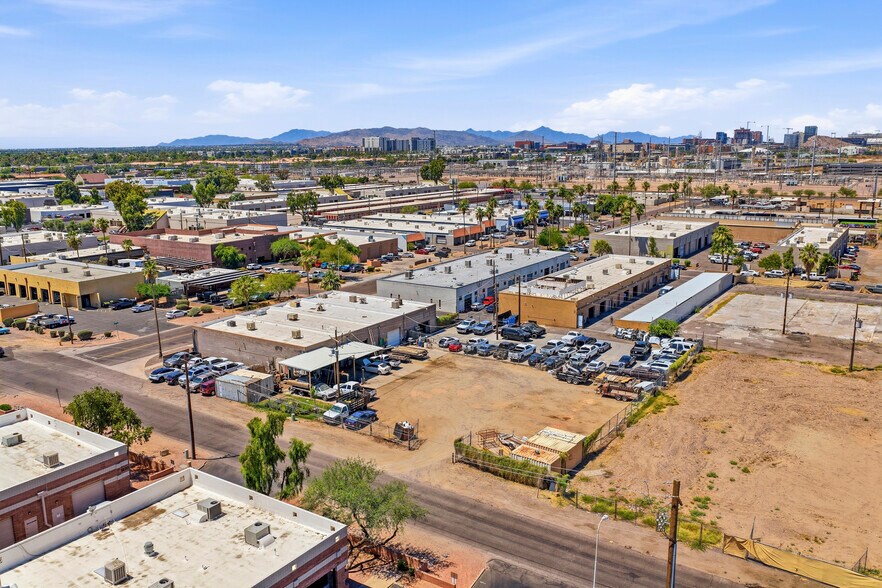 1874 E 3rd St, Tempe, AZ à louer - Photo du bâtiment - Image 3 de 5