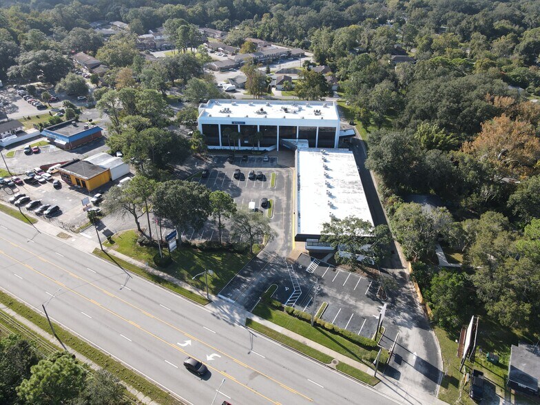 3740 Beach Blvd, Jacksonville, FL for sale - Building Photo - Image 2 of 8