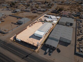 Plus de détails pour 1525 N Avenue D, Odessa, TX - Flex à vendre