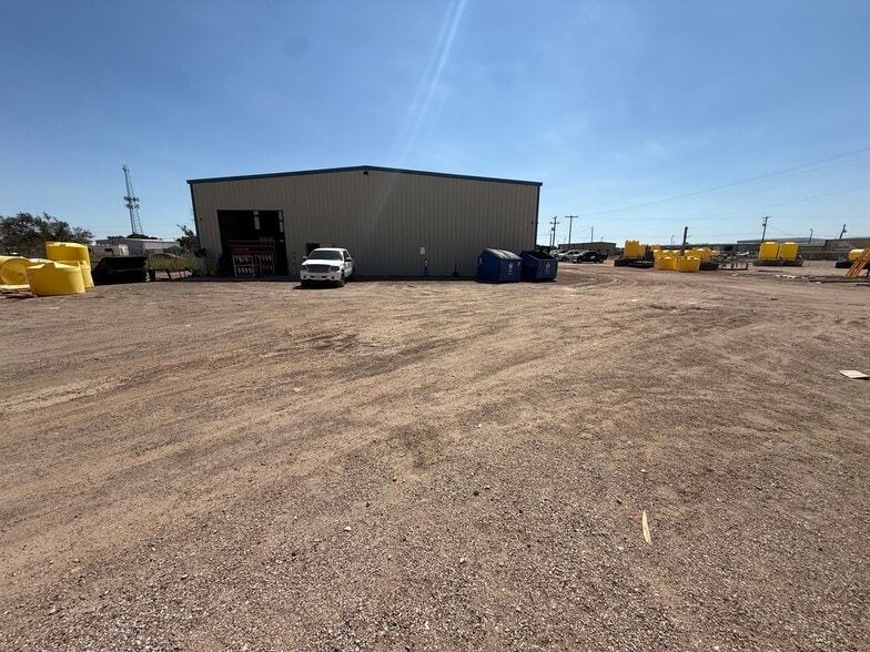 1006 W County Road 114, Midland, TX for lease - Building Photo - Image 3 of 18
