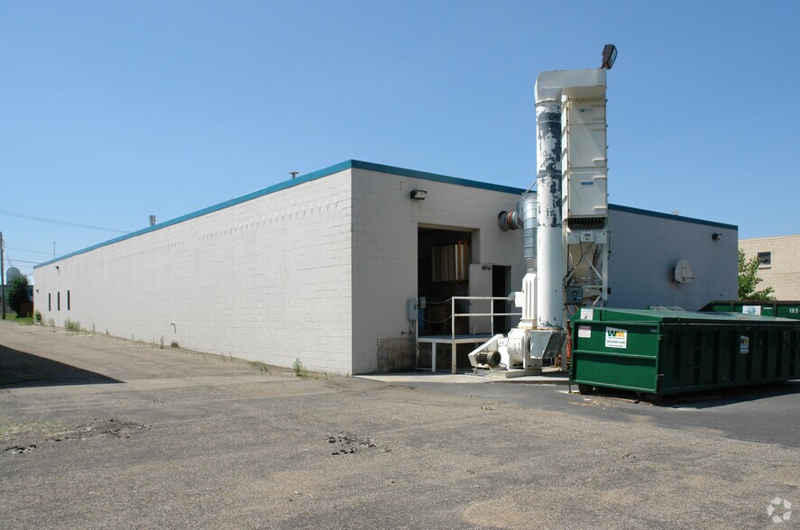 5000 W 78th St, Bloomington, MN à vendre - Photo du bâtiment - Image 3 de 3