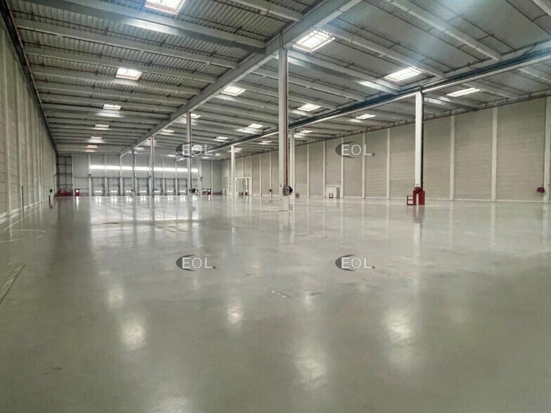 Industrial in Marolles-sur-Seine for lease - Interior Photo - Image 2 of 4