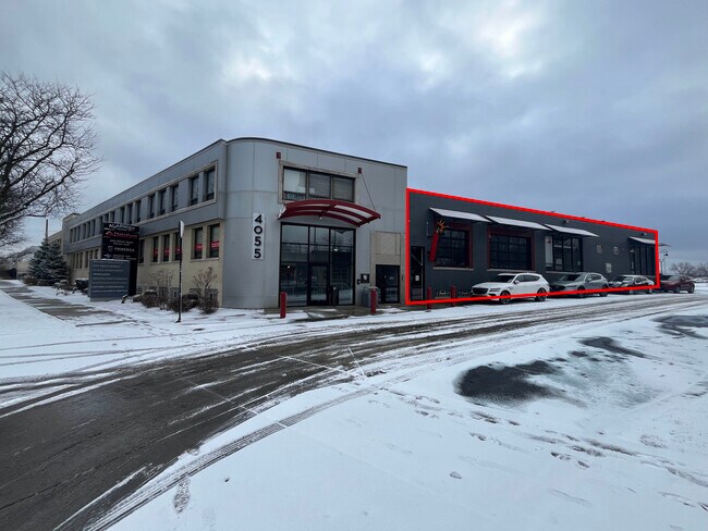 Plus de détails pour 4055 W Peterson Ave, Chicago, IL - Bureau, Industriel à louer
