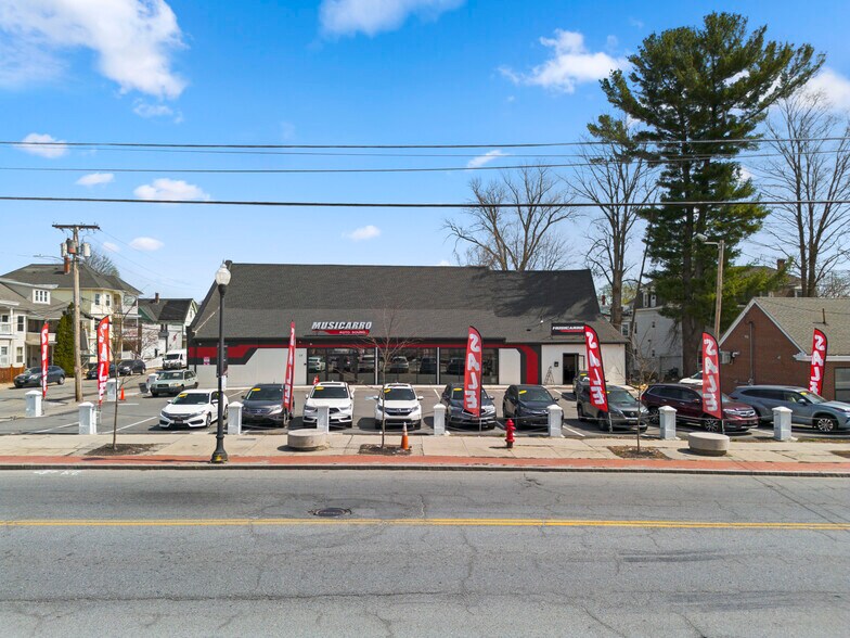 42 Kirk St, Methuen, MA à vendre - Photo du bâtiment - Image 2 de 21
