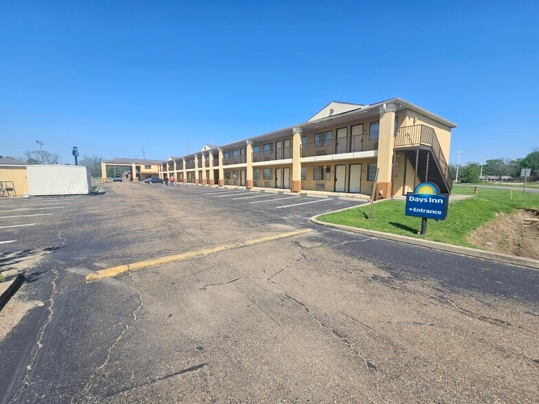 143 Highway 65 S, Tallulah, LA à vendre - Photo du bâtiment - Image 3 de 15