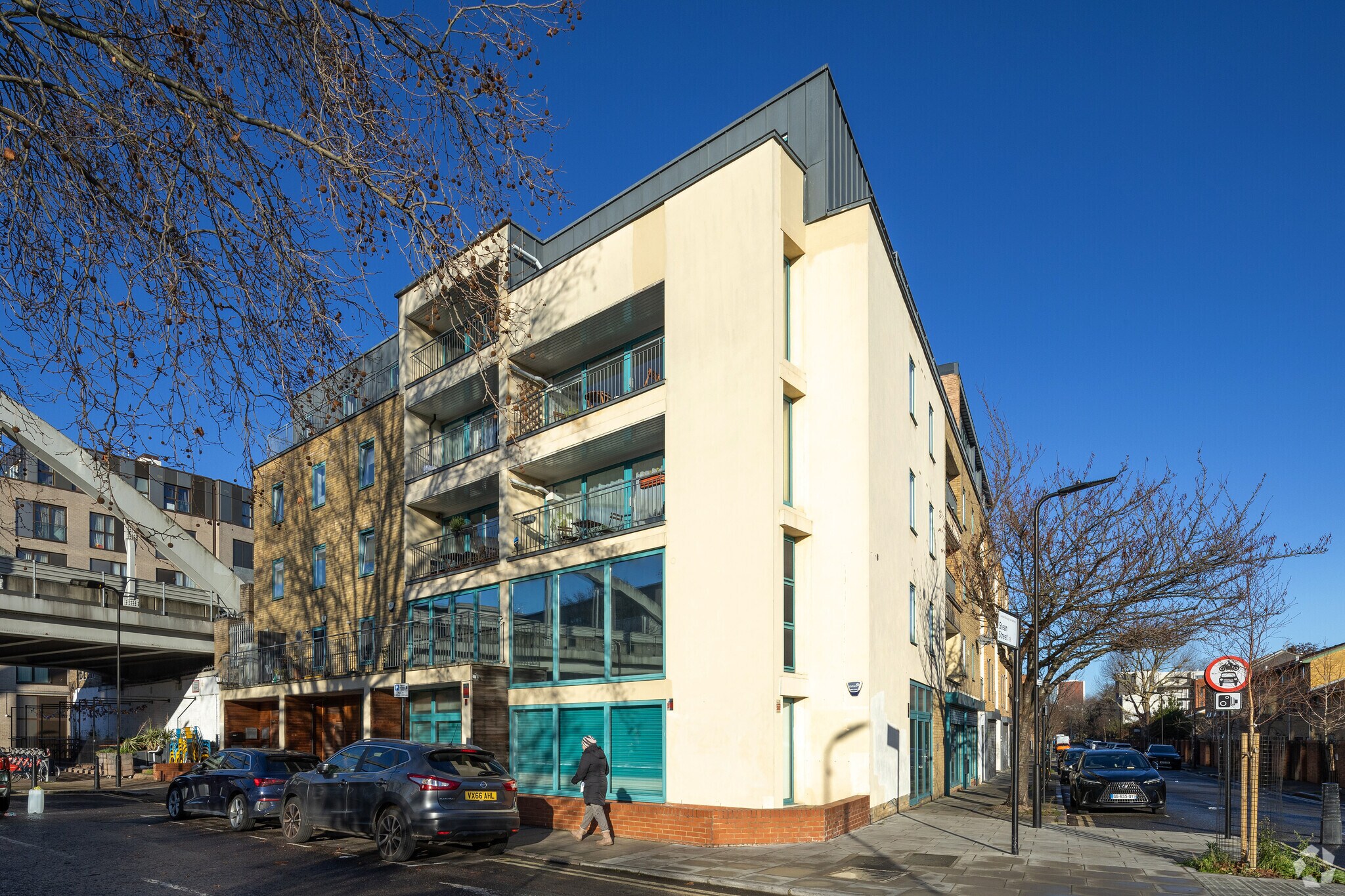 3-5 Dunston Rd, London for lease Primary Photo- Image 1 of 4