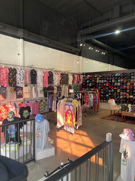 757 E Pico Blvd, Los Angeles, CA à vendre - Photo du bâtiment - Image 3 de 9