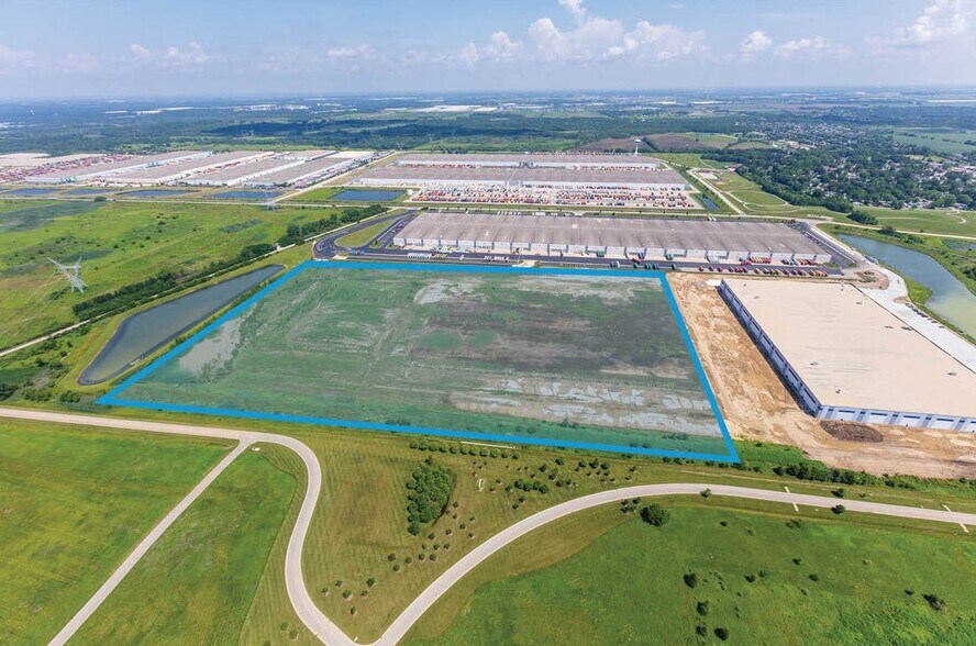 21211 W Walter Strawn Dr, Elwood, IL for lease - Building Photo - Image 1 of 1